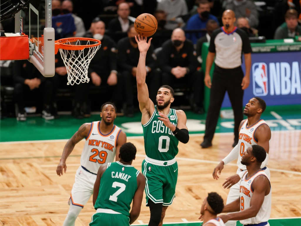 绿军半决赛G2迎战尼克斯，0-1落后，波津复出助阵，豪泽无缘出战